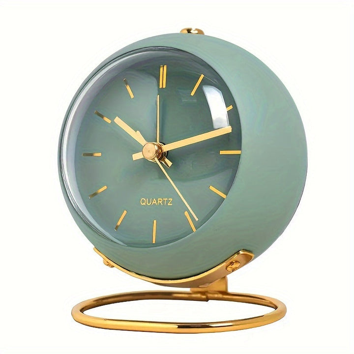Elegante reloj despertador analógico retro silencioso, con diseño vintage para dormitorio y oficina.