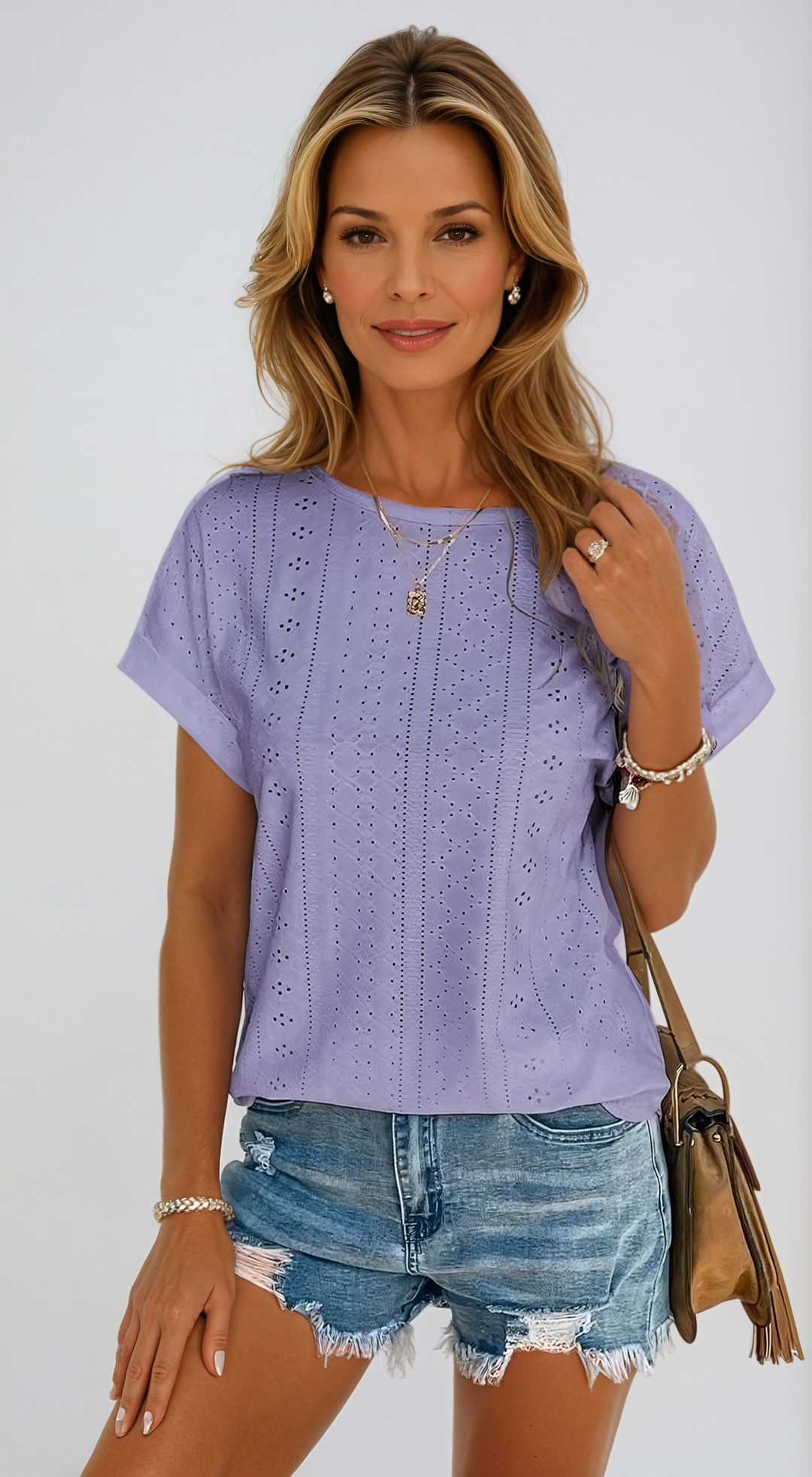 Blusa de mujer con ojal, estilo fresco y elegante para verano, prenda versátil diaria.