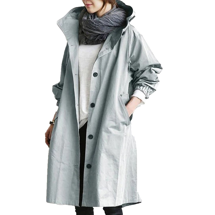 Gabardina impermeable para mujer, estilo casual y protección contra lluvia en invierno.