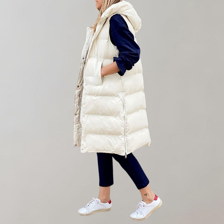 Chaleco casual de mujer, sin mangas, ideal para un look desenfadado y práctico en invierno.