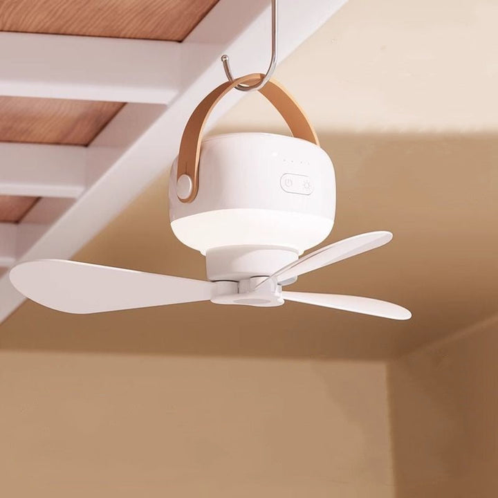 Ventilador portátil silencioso con luz LED, control remoto; ideal para escritorio, hogar u oficina.