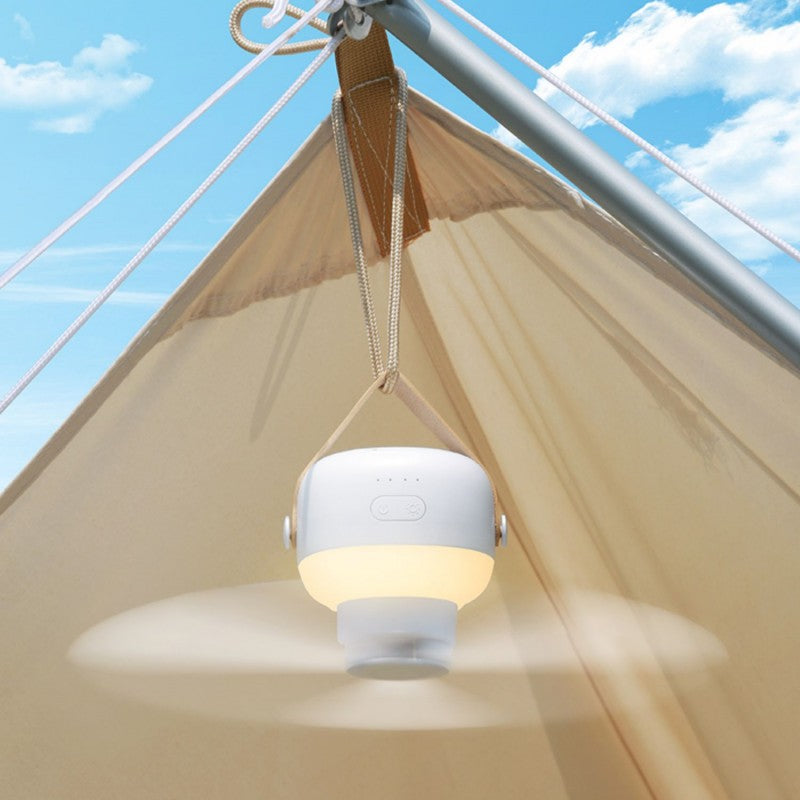 Moderno ventilador portátil con diseño compacto, luz LED integrada, silencioso y mando a distancia para el hogar.