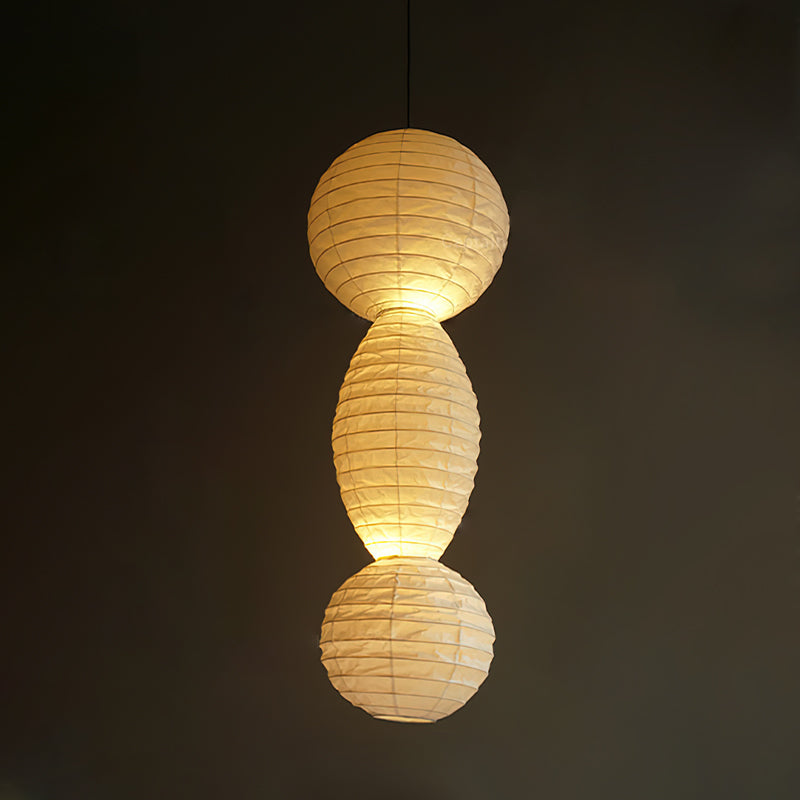Lámpara colgante Akari Tayo, estilo linterna de papel, con luz difusa y diseño japonés auténtico.