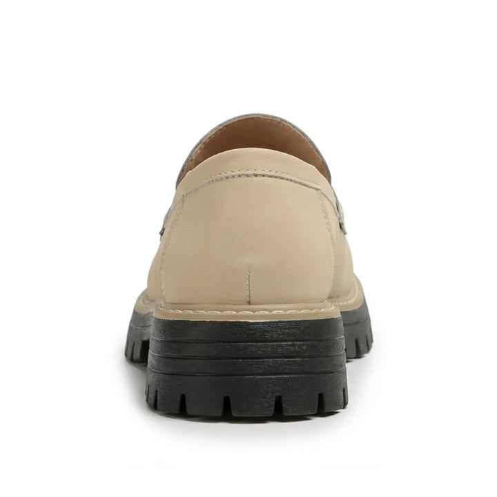 Zapatos mocasines mujer, piel, suela gruesa, estilo casual chic, confort.