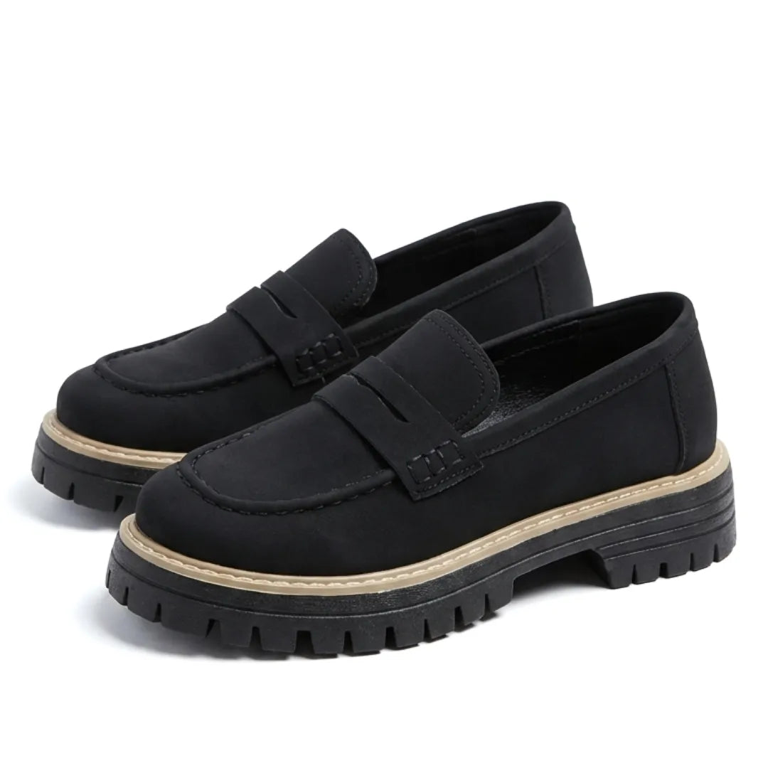 Mocasines mujer de piel, suela gruesa, estilo casual y confortable, look diario.