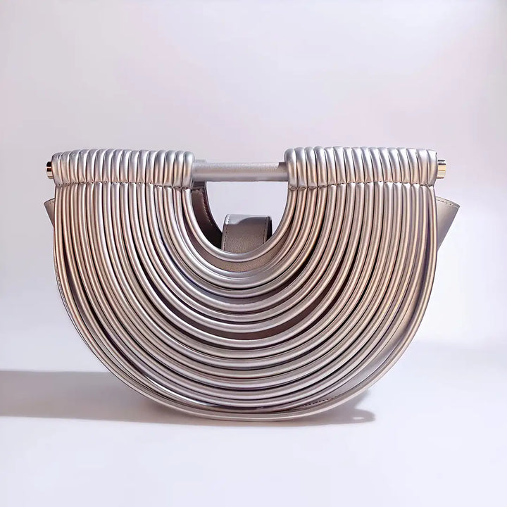 Bolso de noche media luna, diseño único con varillas, el bolso escultural perfecto para fiestas.