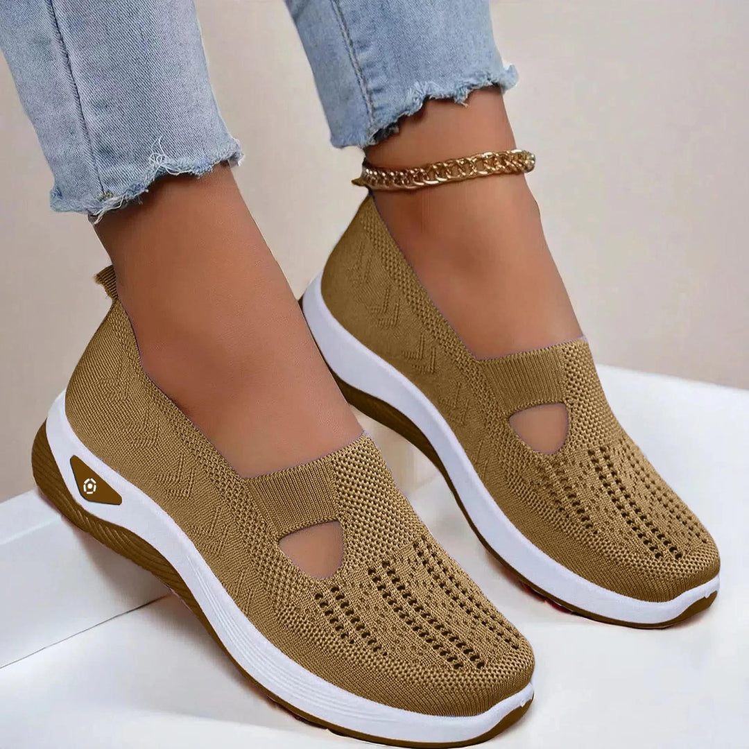 Zapatillas casuales de punto para mujer, diseño slip-on. Comodidad y transpirabilidad garantizadas.