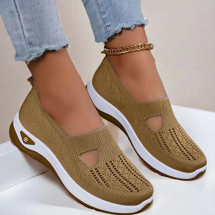 Zapatillas casuales de punto para mujer, diseño slip-on. Comodidad y transpirabilidad garantizadas.