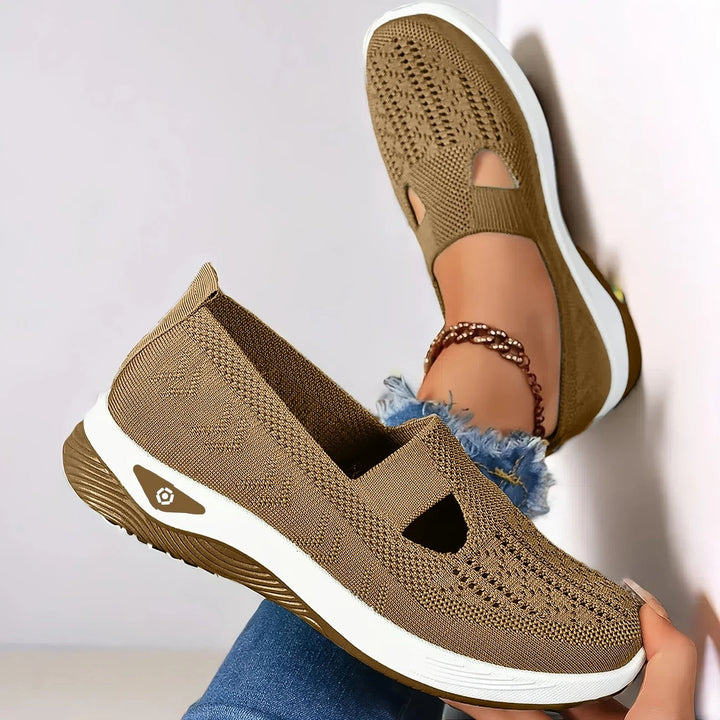 Zapatillas de mujer de punto, transpirables y con perforaciones para un estilo casual y veraniego.