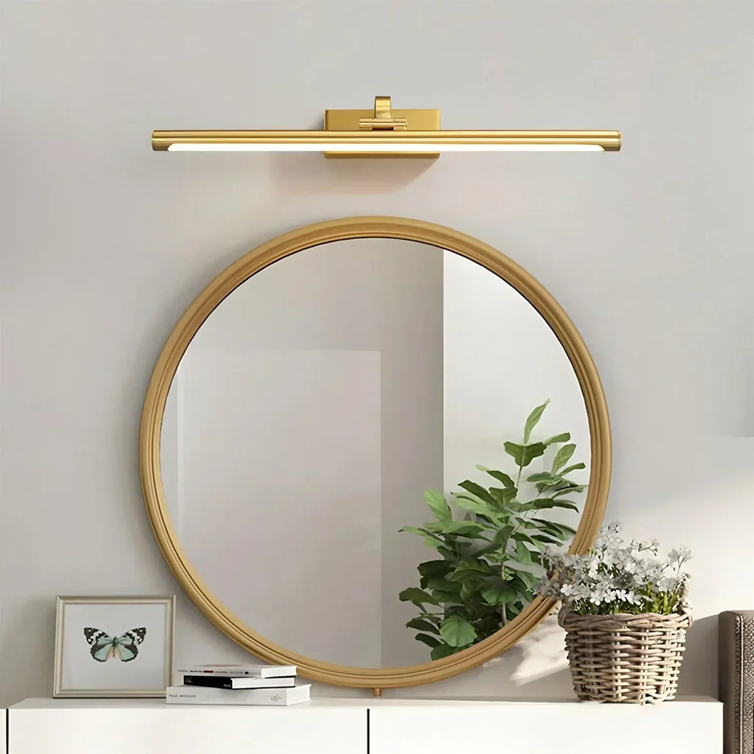 Aplique LED lineal moderno para pared, iluminación ajustable para cuadros. Diseño interior elegante y eficiente.
