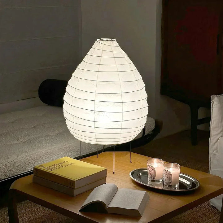 Lámpara de mesa Akari 22N, estilo Wabi Sabi, iluminación LED decorativa para dormitorio minimalista.
