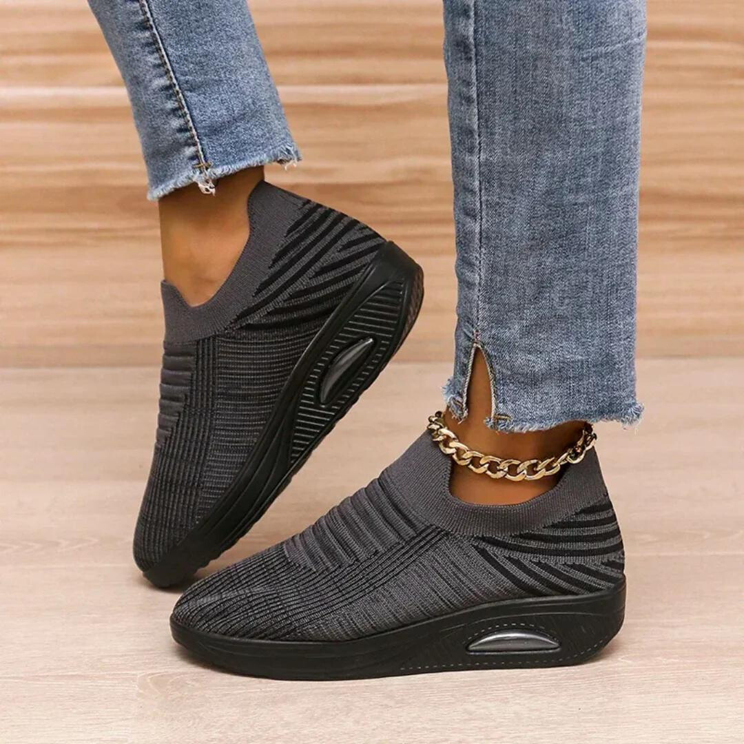 Zapatillas ortopédicas IMA para mujer. Alivian el dolor, ofrecen comodidad duradera y bienestar para pies con estilo.