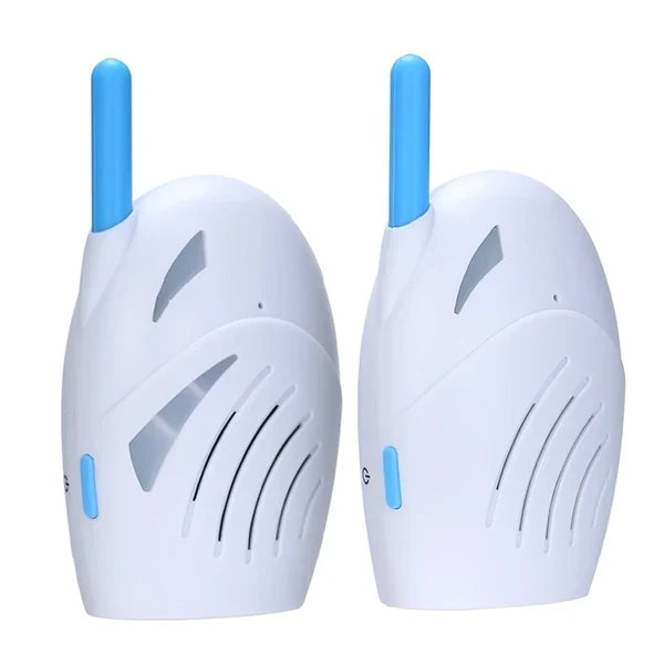Vigilabebés con función walkie-talkie y largo alcance. Permite comunicación bidireccional clara para padres y recién nacidos.