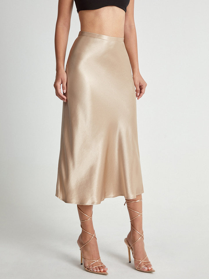 Falda midi de satén brillante y suave para mujer, perfecta para un look formal y sofisticado de verano.