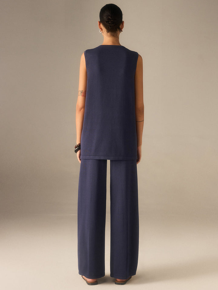 Conjunto formal/casual de moda femenina: chaleco y pantalones anchos. Ideal para oficina o evento.