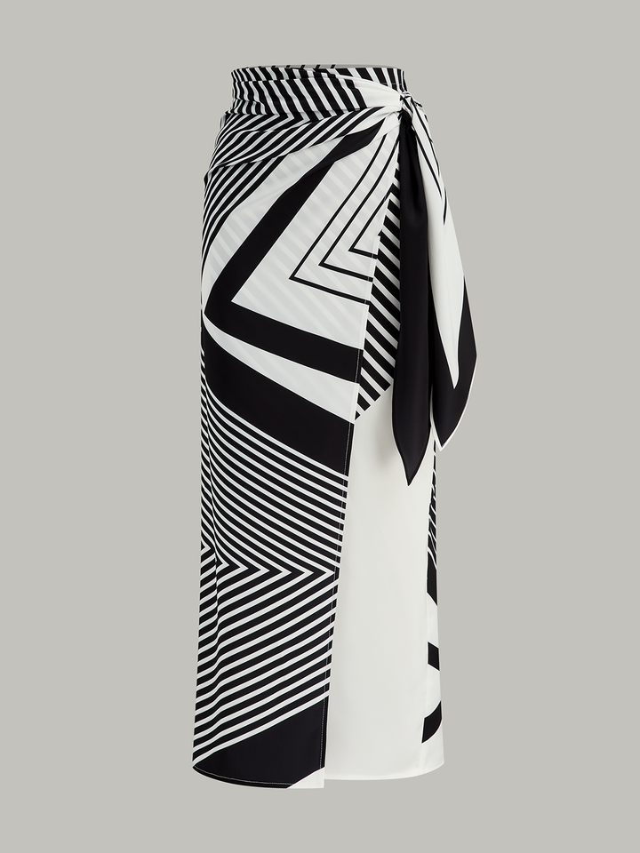 Moda mujer: conjunto de falda estampada y top sin mangas. Ropa elegante y cómoda para cualquier ocasión veraniega.