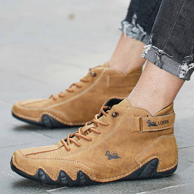 Zapatillas unisex de exterior para senderismo y trekking, cómodas y resistentes.