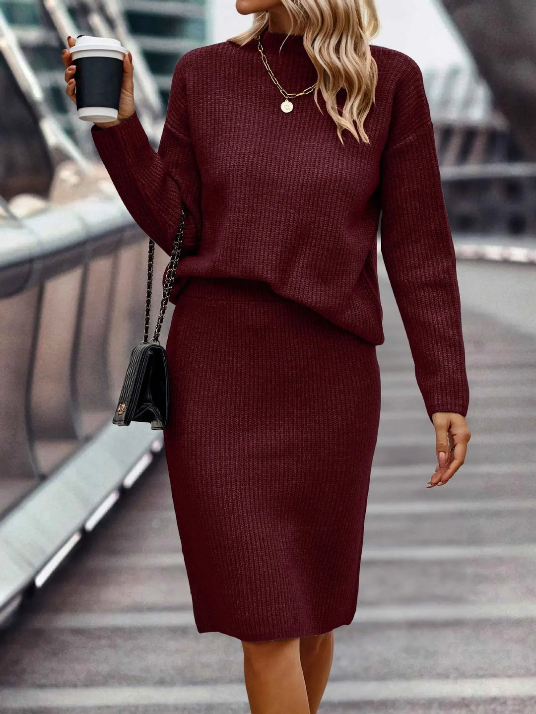 Conjunto de punto suave midi para mujer, top y falda acanalados de manga larga. Estilo casual diario.
