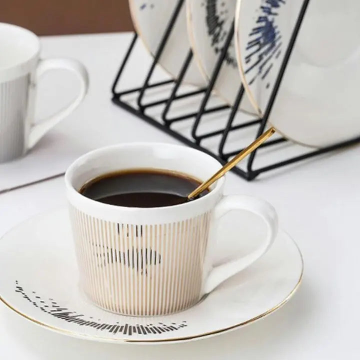 Regalo original: taza de cerámica creativa con efecto de reflexión de mariposa.