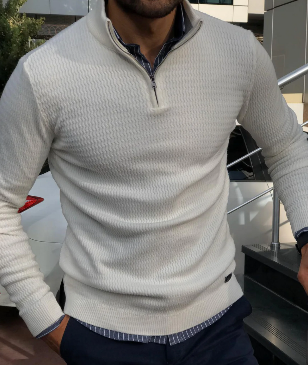 Suéter ROCCO para hombre, elegante y casual, con media cremallera y diseño texturizado. Ideal para invierno.