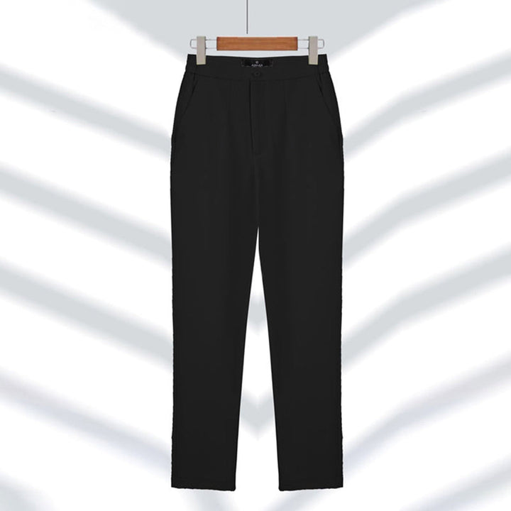 Conjunto formal de negocios para mujer. Diseño sofisticado, ideal para un estilo elegante en la oficina.