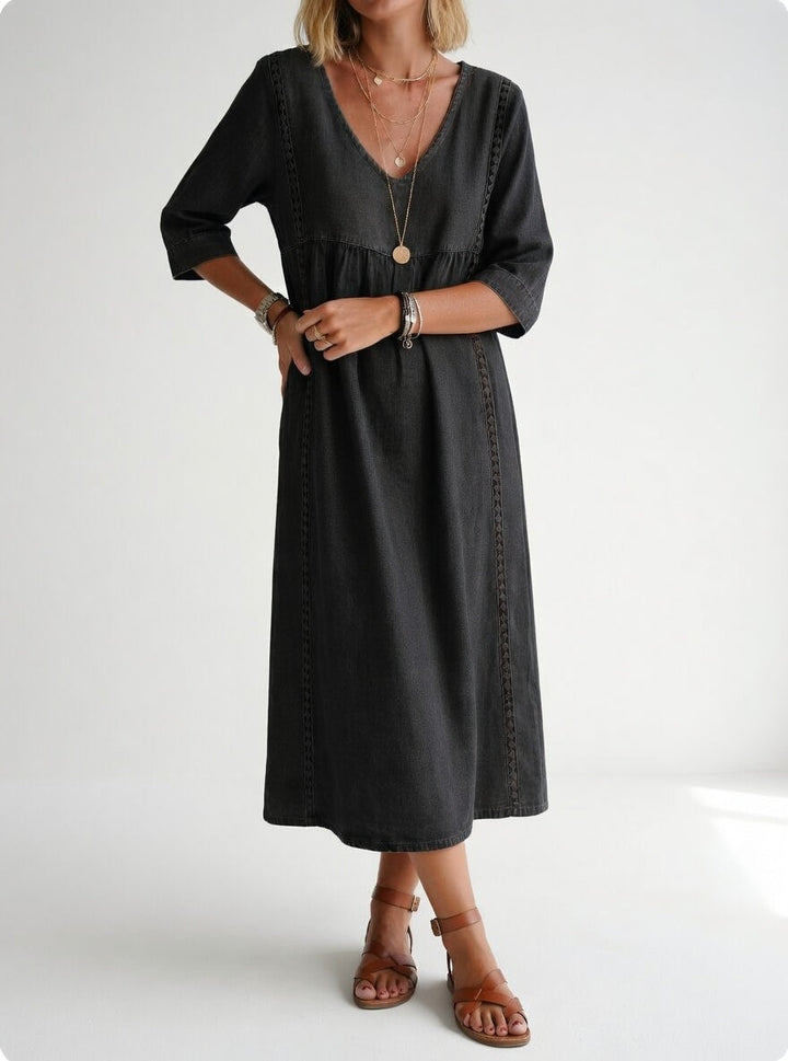 Vestido midi de mujer con cuello V y mangas tres cuartos, diseño fluido para estilo diario.