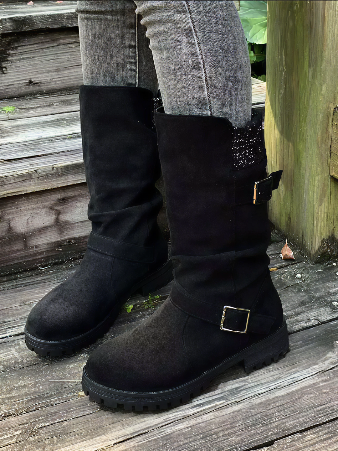 Botas de media caña para mujer con puño de punto suave, hebillas decorativas y suela robusta para invierno.