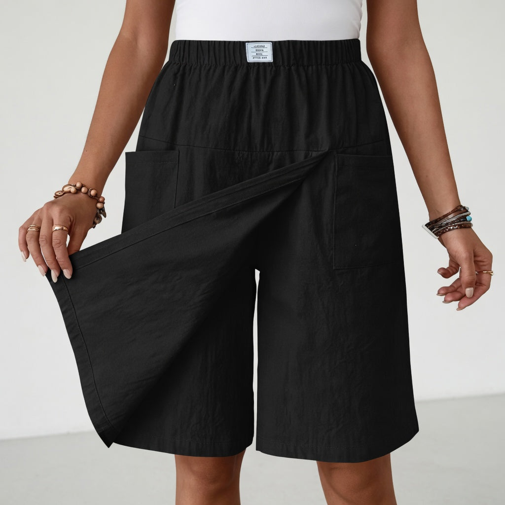 Skort de mujer versátil para libertad de movimiento, con cintura elástica y bolsillos, perfecto para actividades casuales.