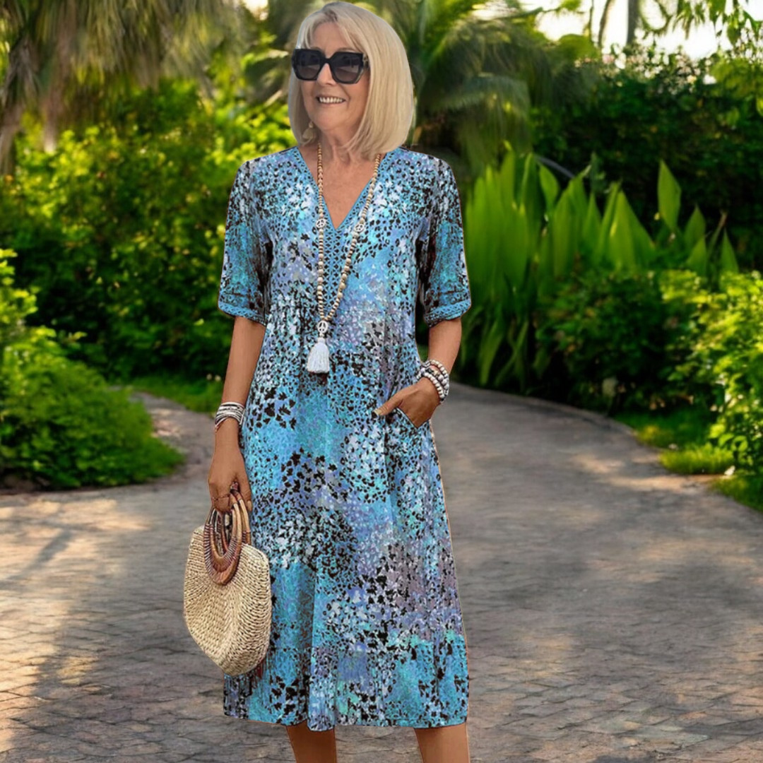 Vestido de verano para mujer, silueta fluida y ligera. Estilo versátil, perfecto para cualquier ocasión en primavera.