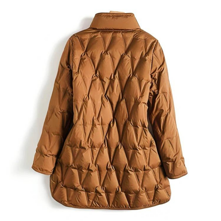 Abrigo acolchado de mujer, estilo invernal chic y calidez excepcional. Ideal para looks elegantes.