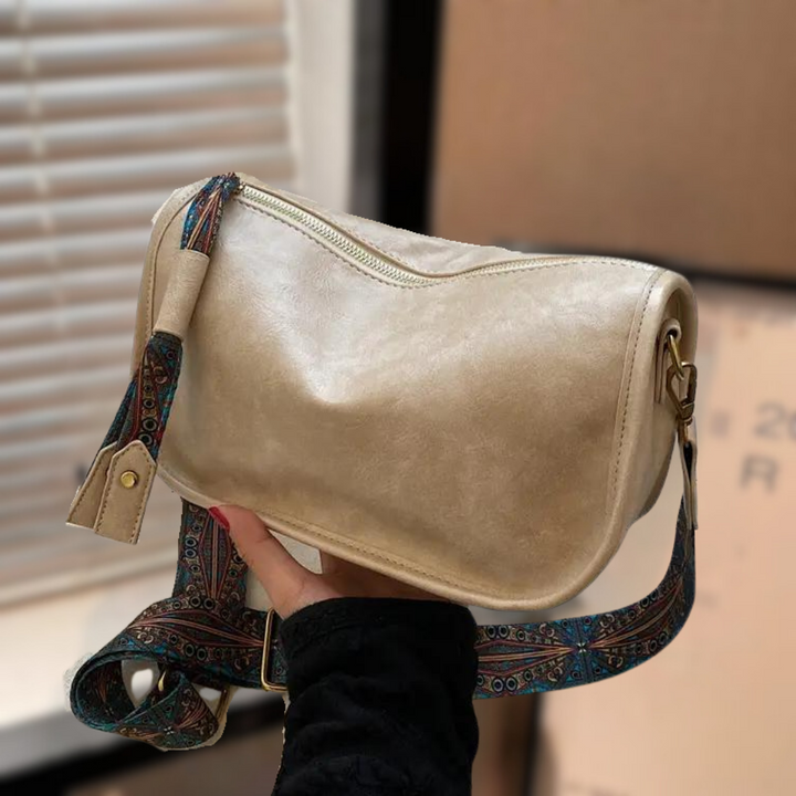 Bolso bandolera ARVÉA verde, elegante y funcional, perfecto para la mujer moderna. Un accesorio femenino chic.