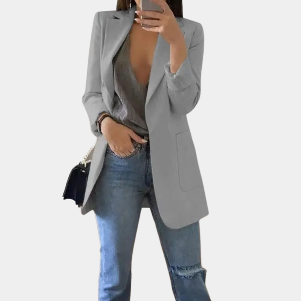 Blazer de mujer con encaje y corte entallado. Chaqueta de manga larga, perfecta para un estilo casual-elegante de moda de primavera.