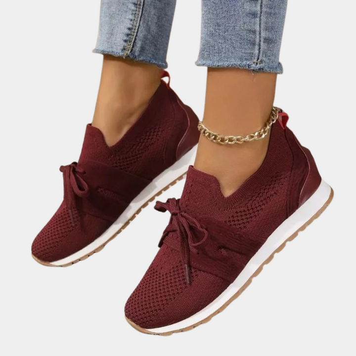 Calzado femenino LIVIA: zapatillas elegantes y cómodas para mujer. Perfectas para un look casual de moda, otoño.