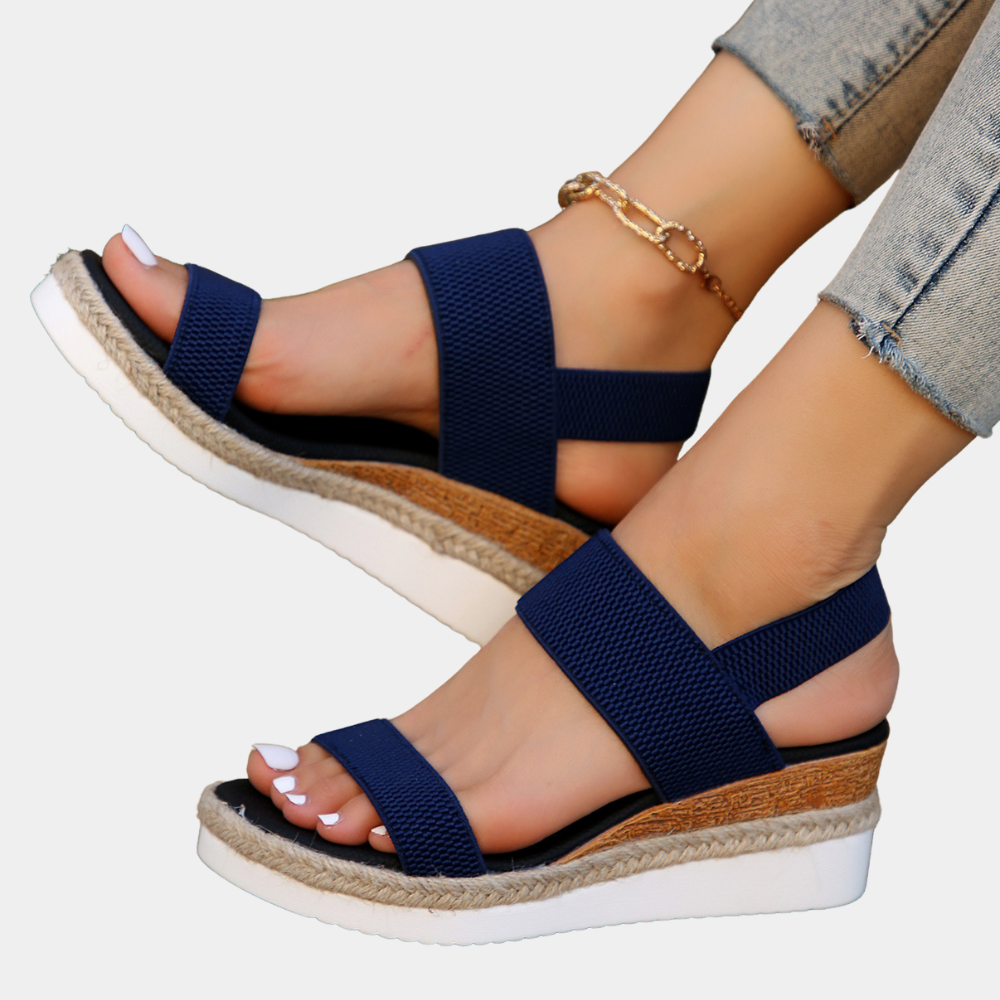 Sandalias mujer veraniegas, combinando comodidad y elegancia. El calzado casual ideal para tu día a día.