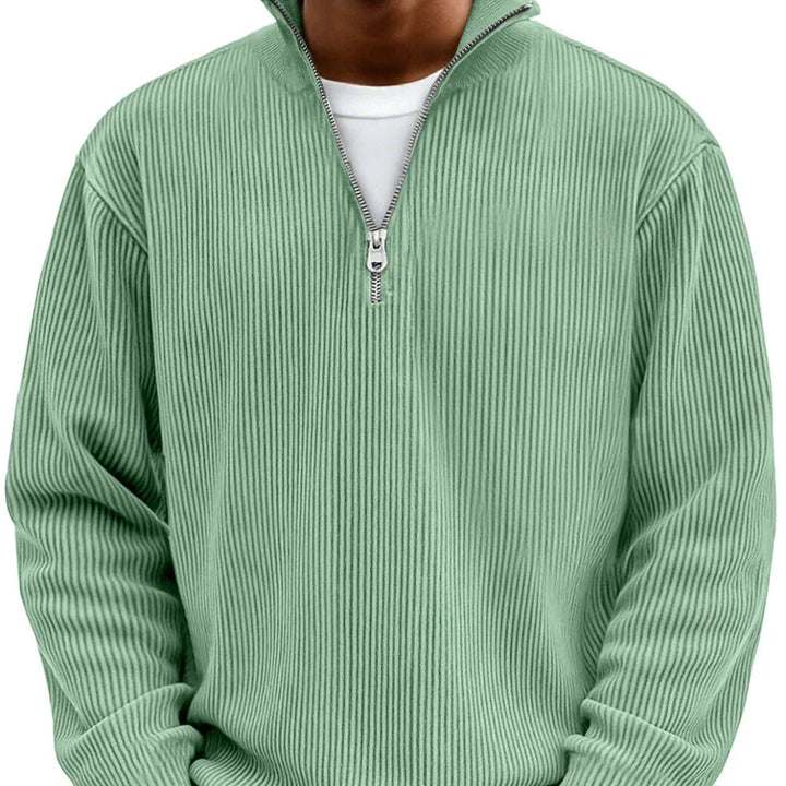 Prenda de punto moderna para hombre: suéter acanalado con media cremallera. Estilo y comodidad.