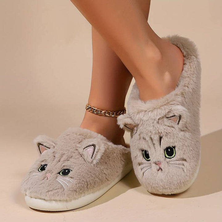 Imagen de zapatillas de casa de gato para mujer, detalle del material suave, muy cálidas y cómodas.
