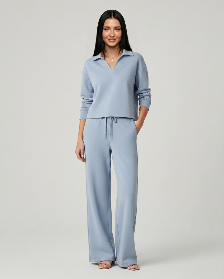 Conjunto de punto mujer cuello V, pantalón ancho. Ideal para loungewear y ropa casual cómoda.