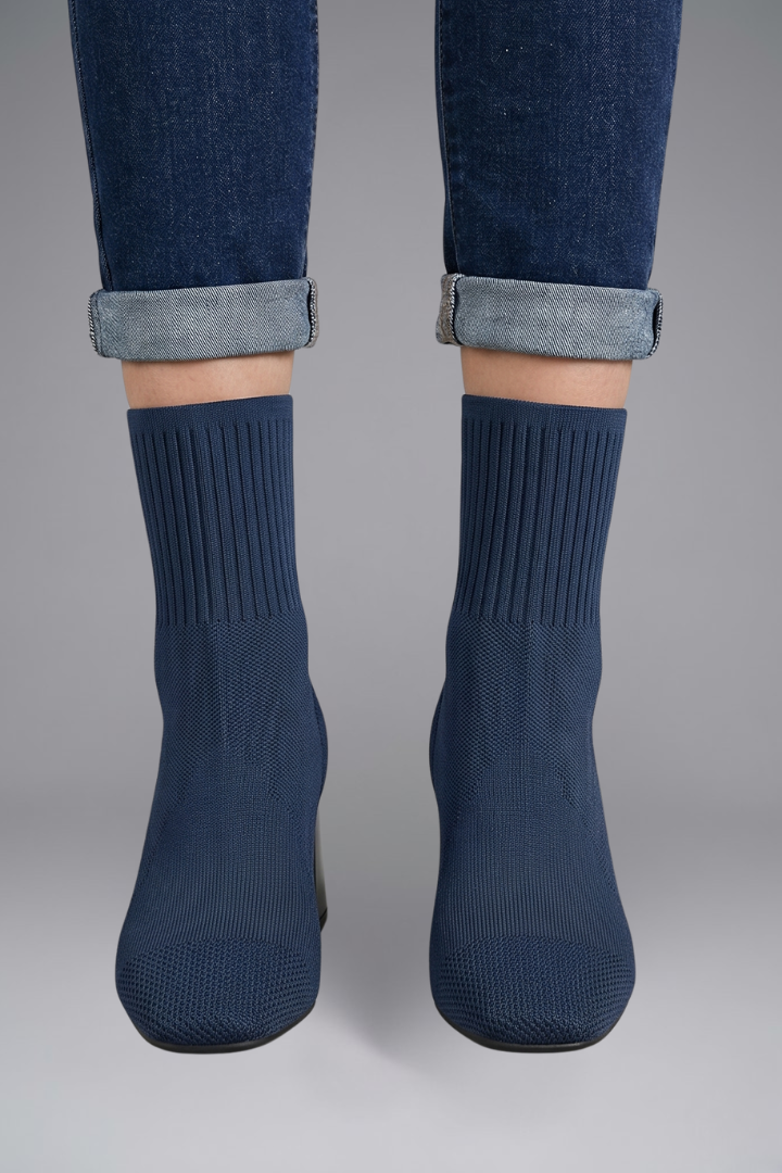 Botines de punto Celia, tacón chunky cómodo, calzado de mujer informal para un estilo moderno.