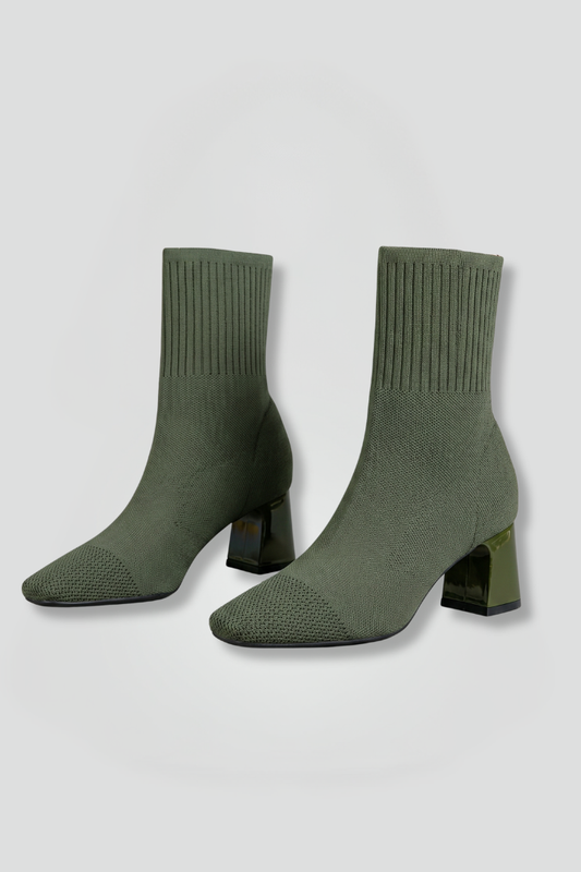 Botines de punto tejido para mujer, modelo Celia, con tacón chunky, estilo casual de invierno.
