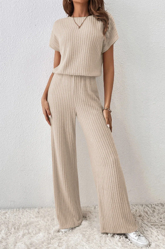 Moda femenina: conjunto de punto Celia con pantalón ancho. Ideal para un look relajado de primavera-verano.