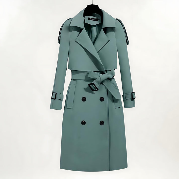 Gabardina elegante de mujer con doble botonadura, cinturón y solapas, perfecta para entretiempo y primavera.