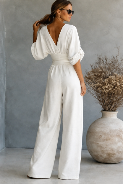 Mono para mujer, diseño fluido y cómodo con escote en V, pierna ancha. Ideal para el verano casual.