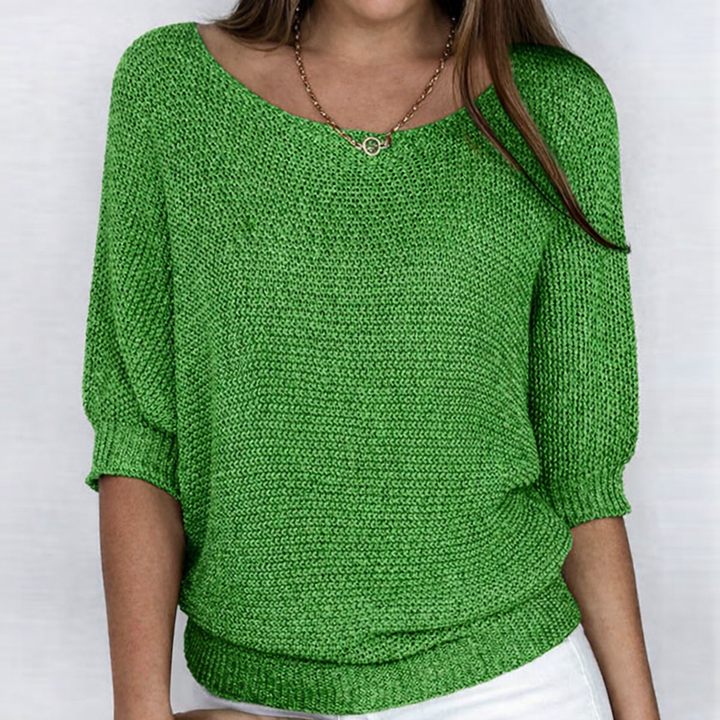 Detalle de punto trenzado en jersey de mujer Luigia. Ropa de invierno cómoda y elegante para cualquier ocasión.