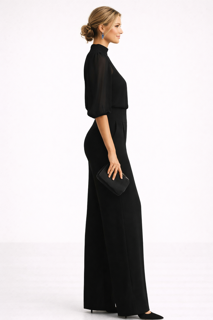 Mono negro de mujer cómodo y sofisticado. Jumpsuit sin mangas, versátil para ropa casual o eventos de verano.
