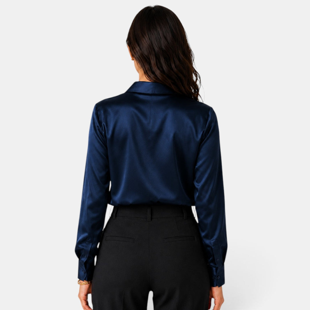 Camisa manga larga elegante para mujer, perfecta para combinar en la oficina o un evento.