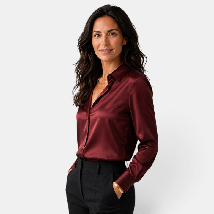 Camisa versátil de mujer, con botones. Perfecta para un look casual elegante o de oficina.