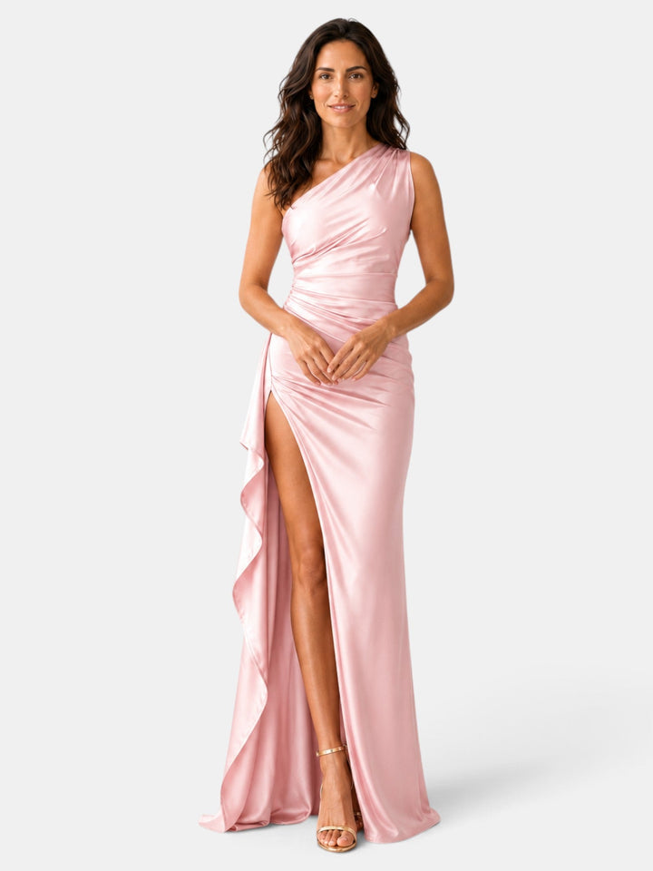 Deslumbrante vestido de noche para mujer, corte asimétrico de un hombro y tejido con brillo sutil.
