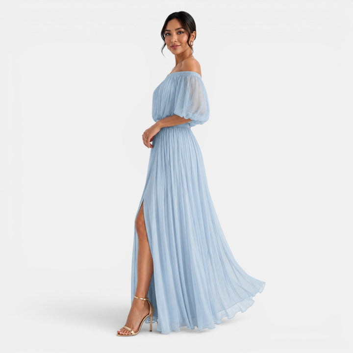 Vestido largo plisado de gala para mujer, estilo sofisticado y elegante para ocasiones especiales.
