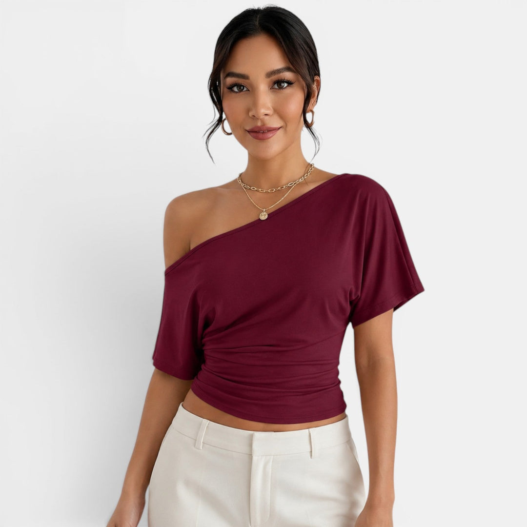 Blusa femenina hombros descubiertos. Top de verano, fresco, casual y elegante para mujer.