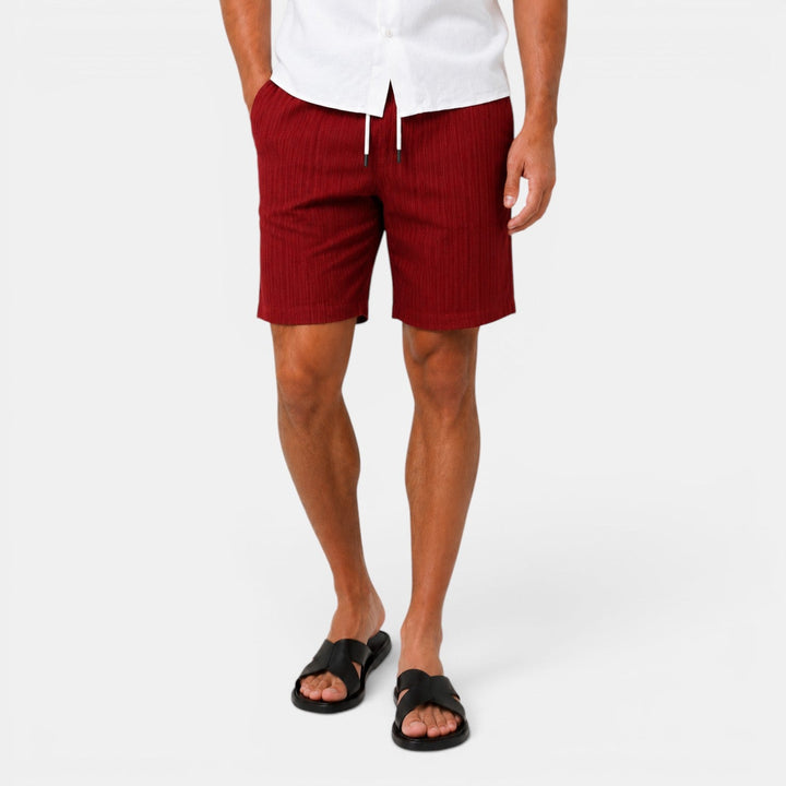 Lino fresco, pantalón corto de hombre para el verano. Estilo casual, playa y máxima comodidad.